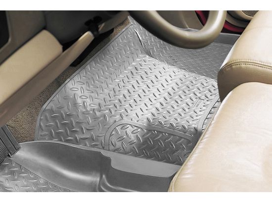 2001-2007 Chevy Silverado 1500HD Extended and Crew Cab models (excludes manual transfer case shifter) - "Classic Style Series" Front "Over the Hump" Floor Liner by Husky Liner
